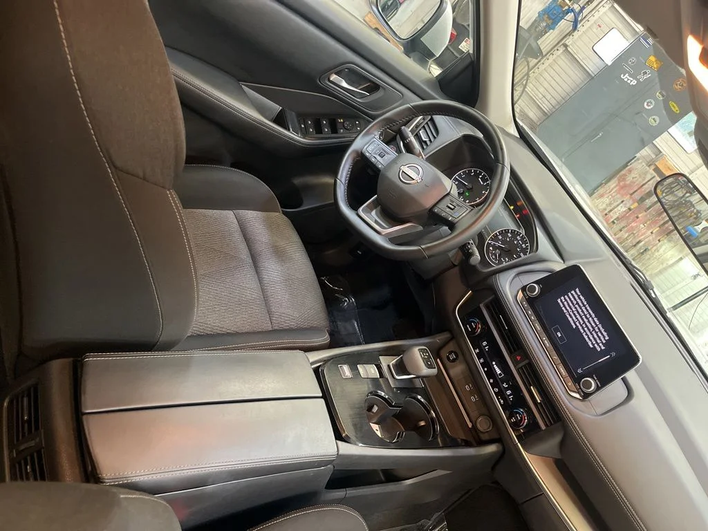 Used 2025 Silver Nissan SV image 25