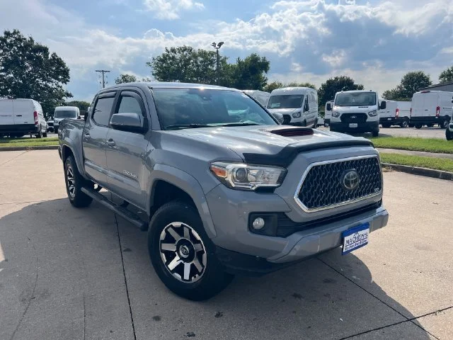 Used 2018  Toyota TRD Sport image 12