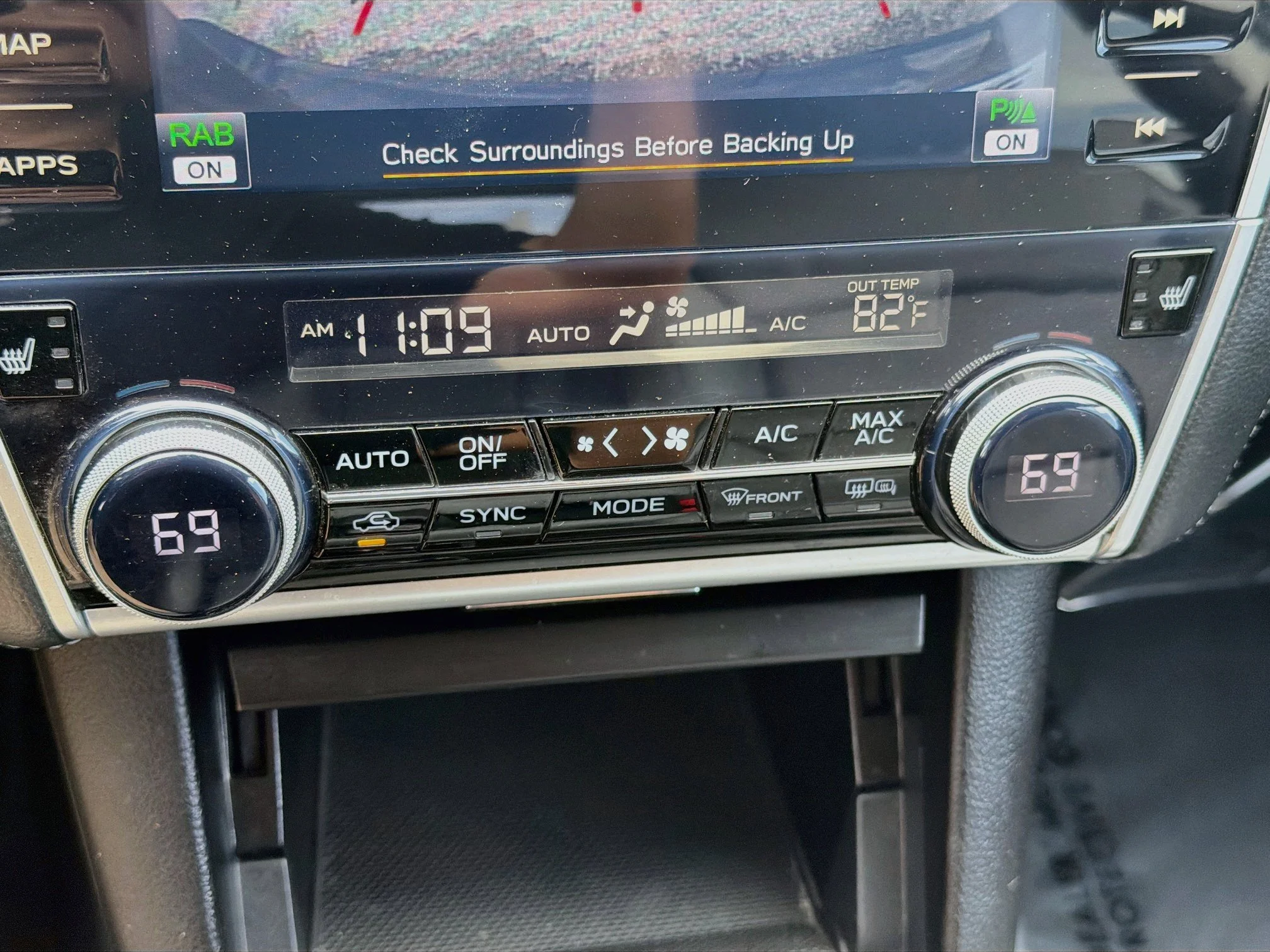 Used 2018 Magnetite Gray Metallic Subaru Limited image 32
