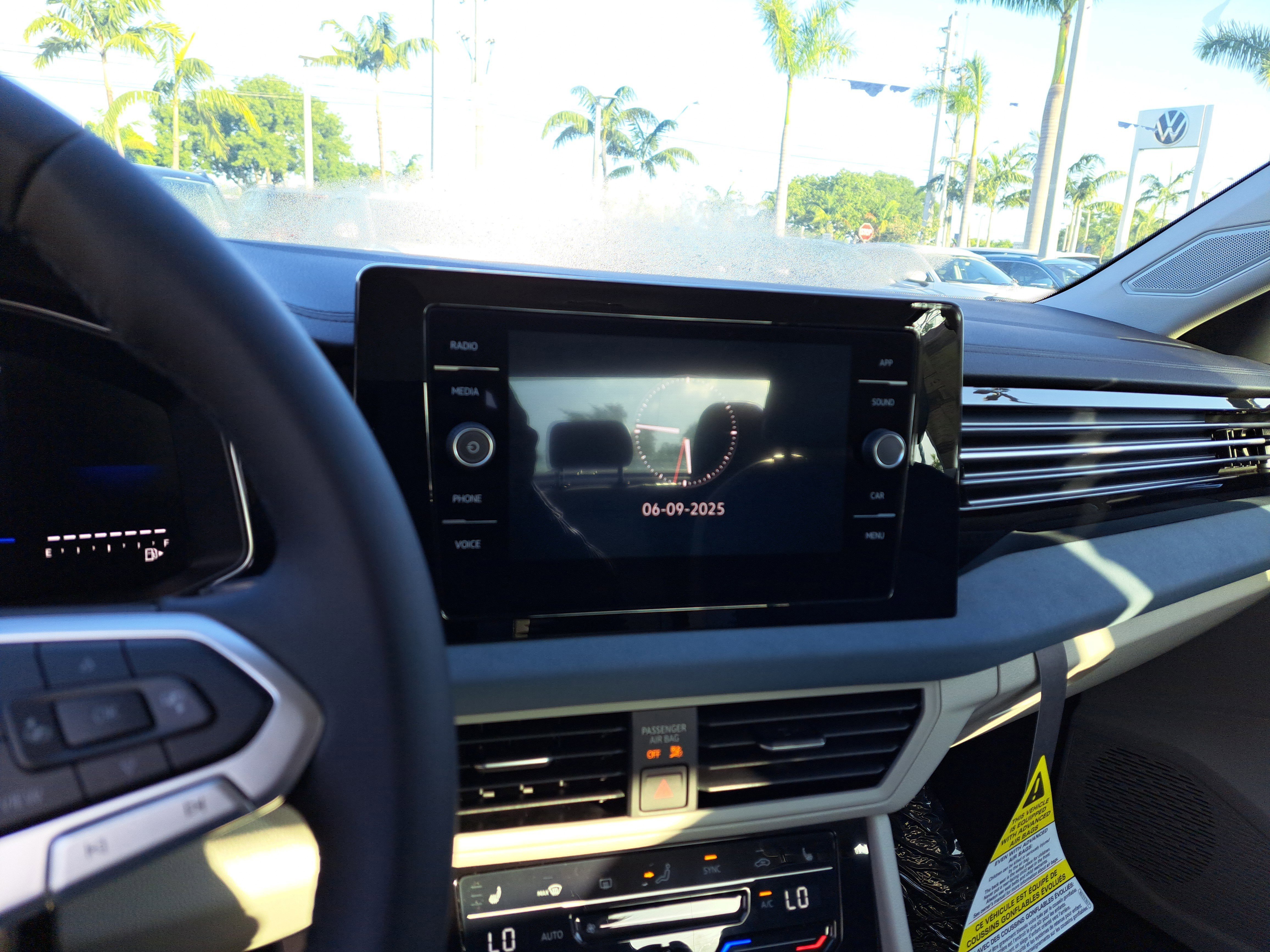 2025 Volkswagen Jetta SE - Photo 17