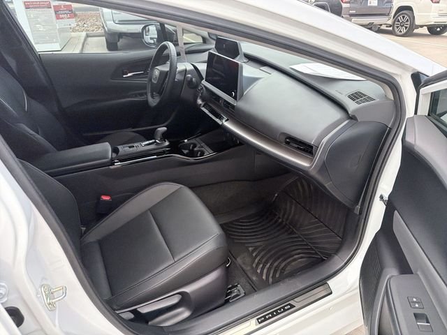 2025 Toyota Prius Limited - Photo 27