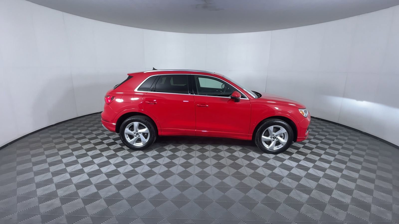 2022 Audi Q3 Premium Plus - Photo 9