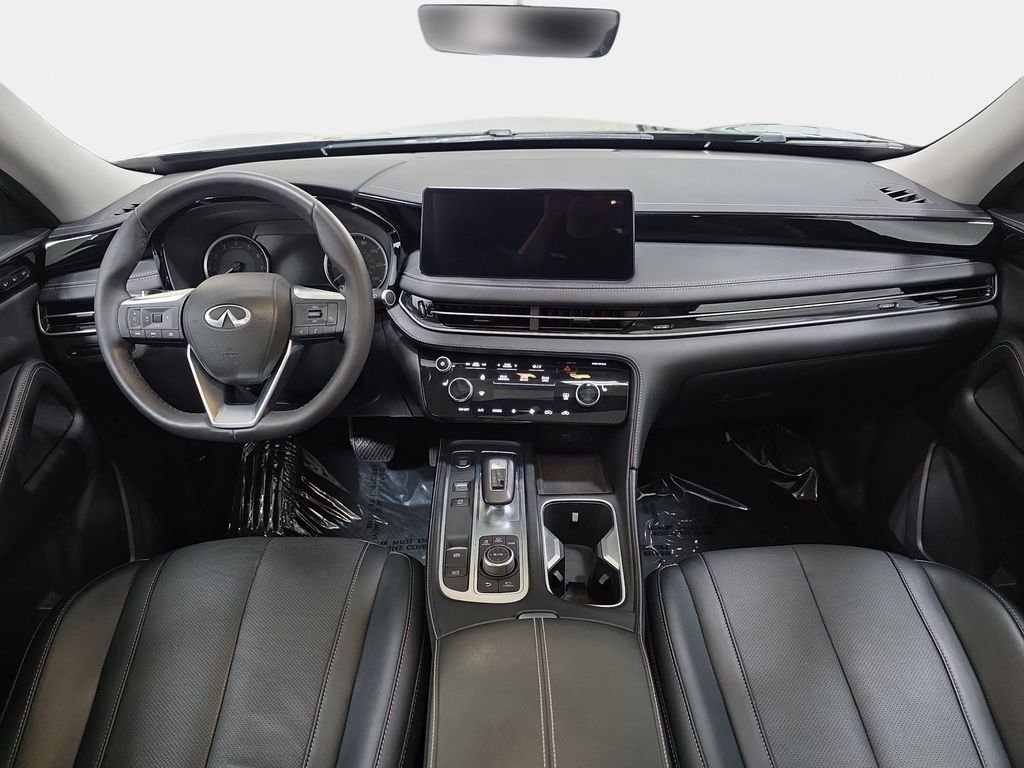 Certified Used 2023 Mineral Black INFINITI PURE image 9