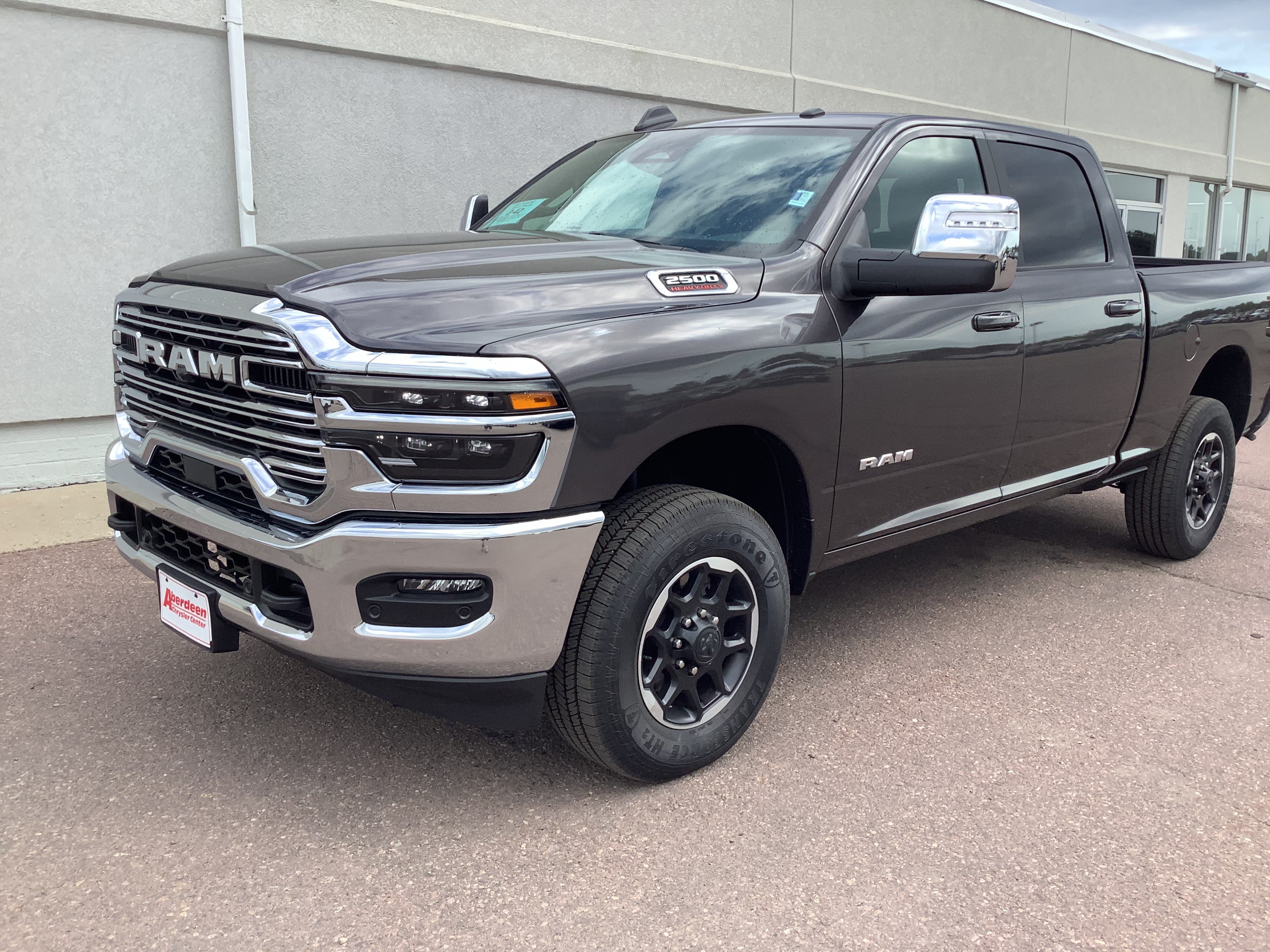 New 2026 Granite Crystal Metallic Clear-Coat Exterior Paint RAM Laramie image 2