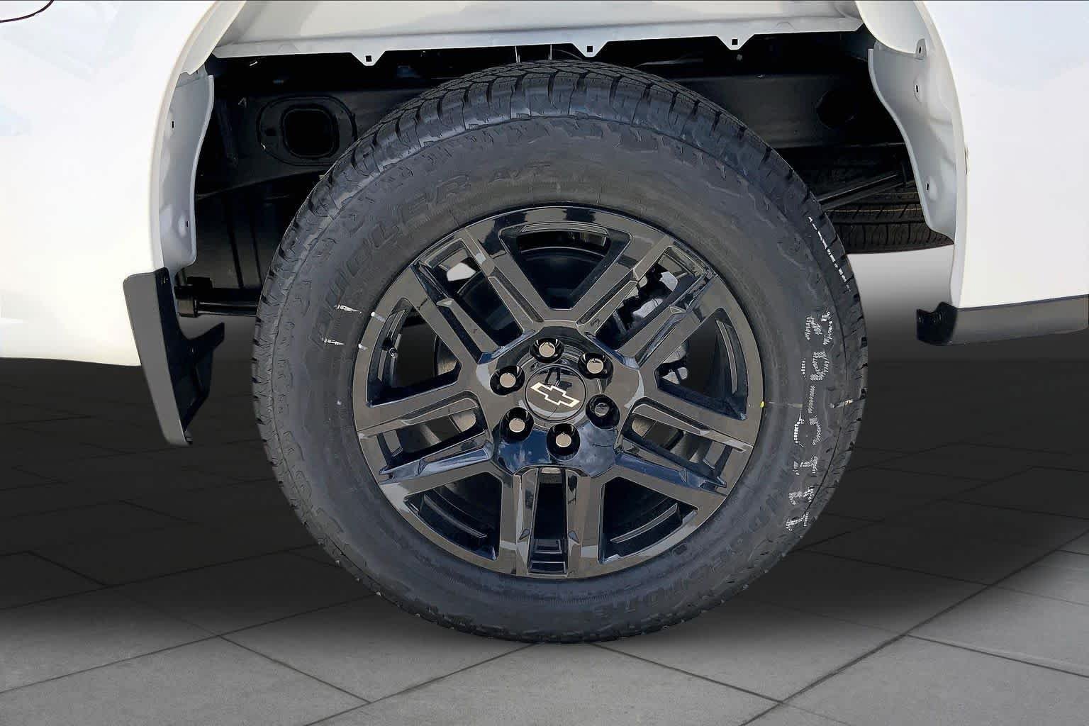 2026 Chevrolet Silverado 1500 RST - Photo 12