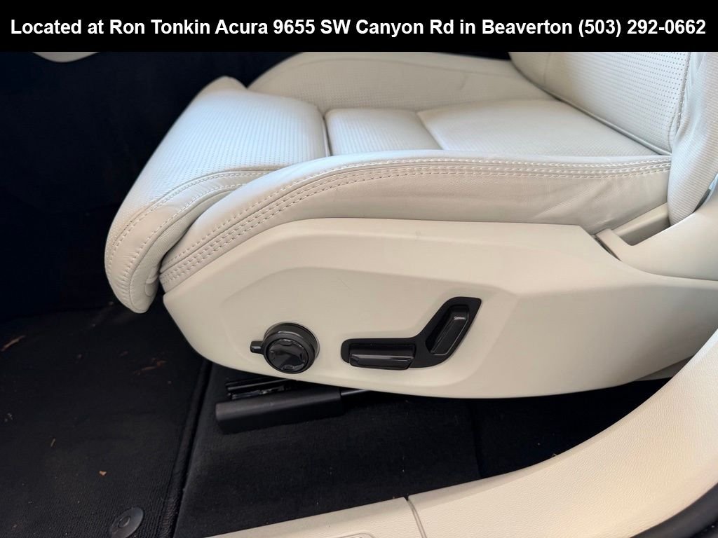 Used 2026 Crystal White Volvo T8 Ultra image 13