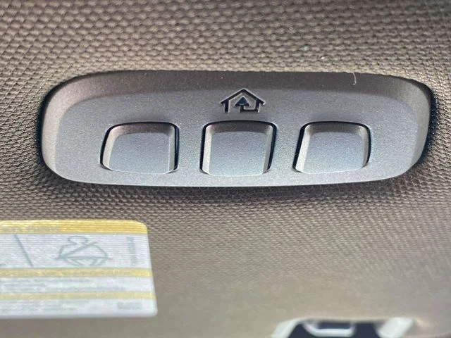 New 2026 Star White Metallic Tri-Coat Ford King Ranch® image 17