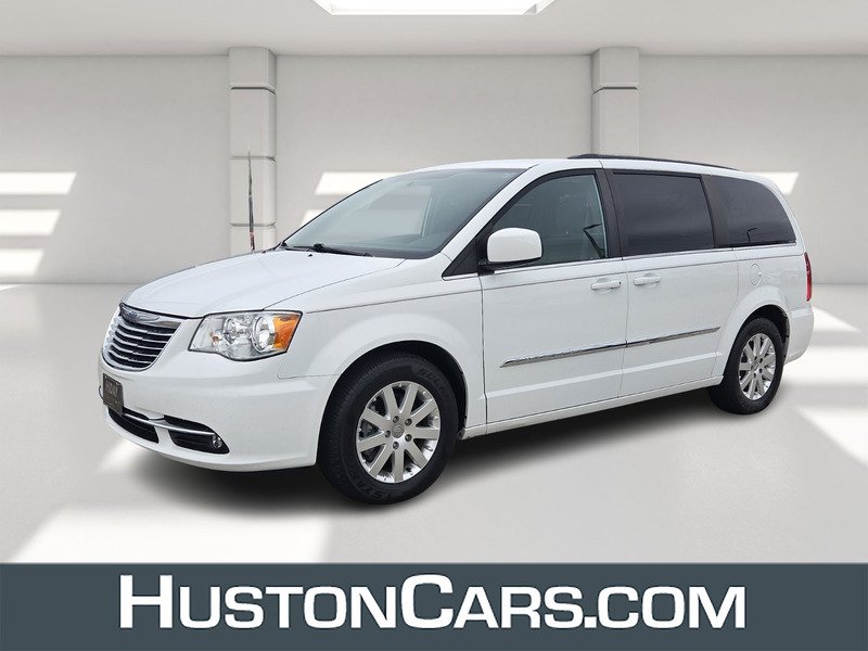 2015 Chrysler Town & Country Touring