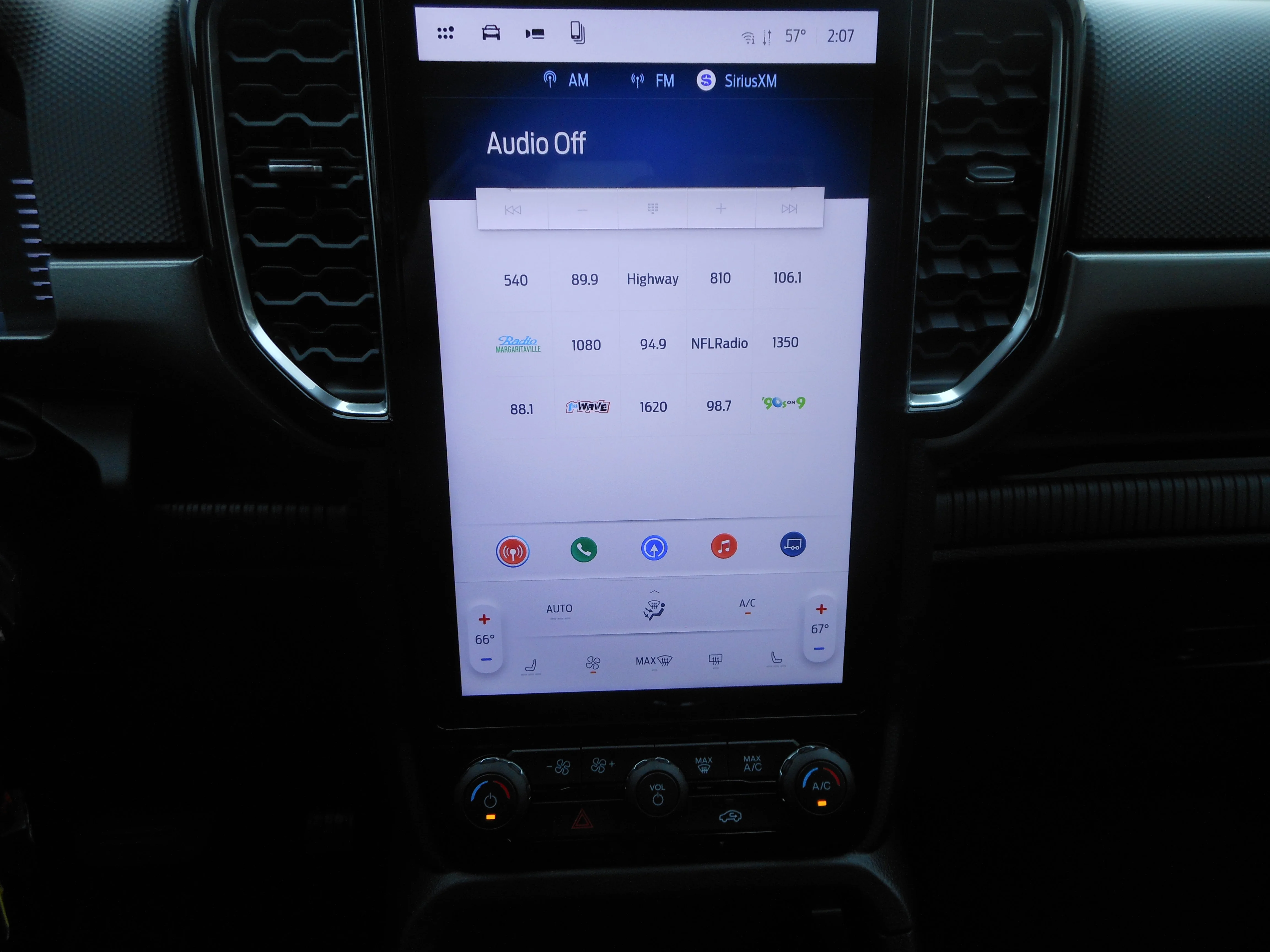 2025 Ford Ranger XLT - Photo 9