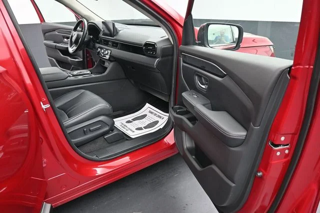 Used 2024  Honda Elite image 13