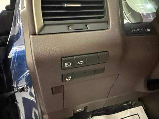 Used 2019  Lexus 350 image 21