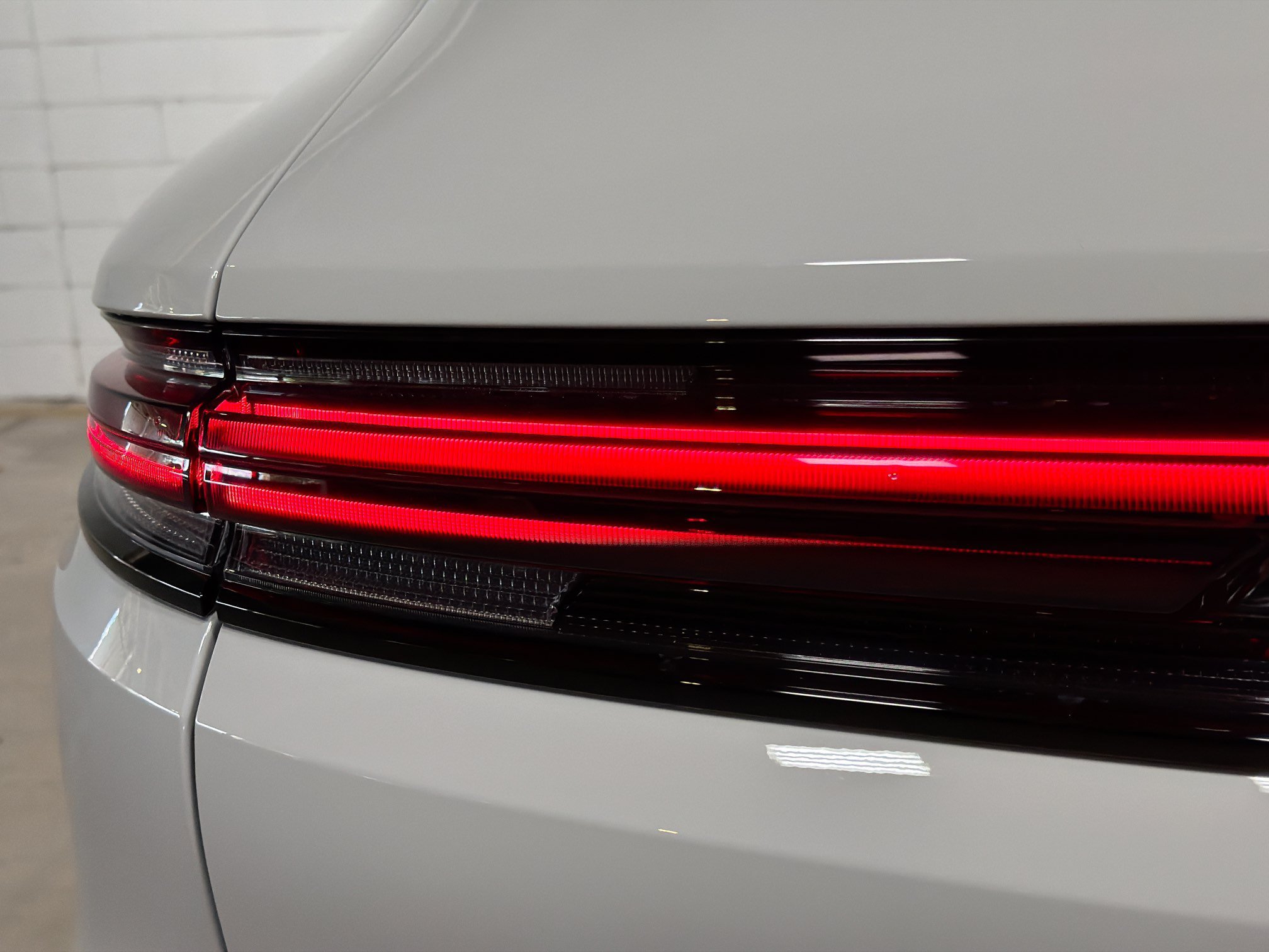 New 2026 Chalk Porsche E-Hybrid image 11
