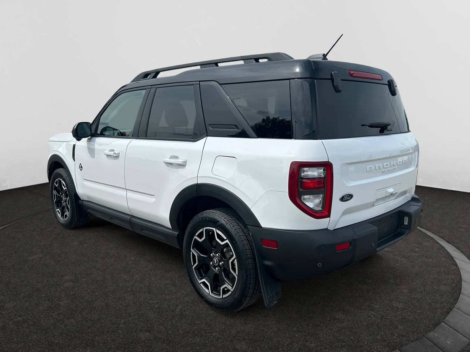 Used 2025 WHITE Ford OUTER BANKS image 3
