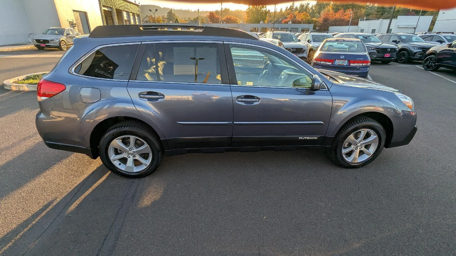 Used 2014 Twilight Blue Metallic Subaru 2.5i Limited image 7