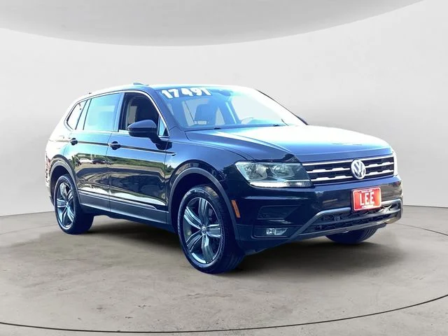 Used 2020 Deep Black Volkswagen 2.0T SEL image 7