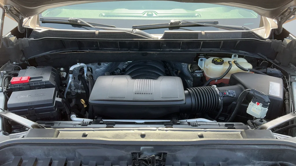 Used 2020 Gray Chevrolet LT image 19