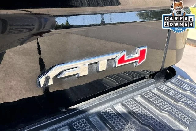 Used 2022 Onyx Black GMC AT4 image 8