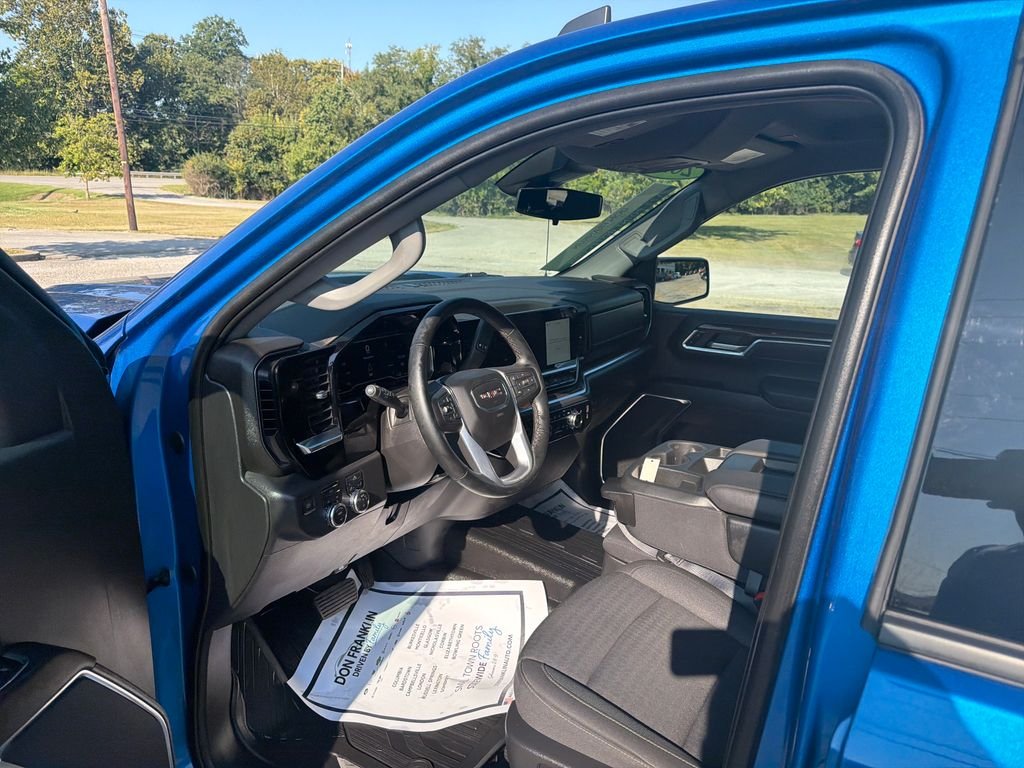 Certified Used 2023 Blue GMC Elevation image 15