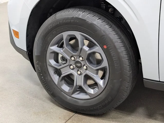 New 2026 Space White Metallic Ford XLT image 29