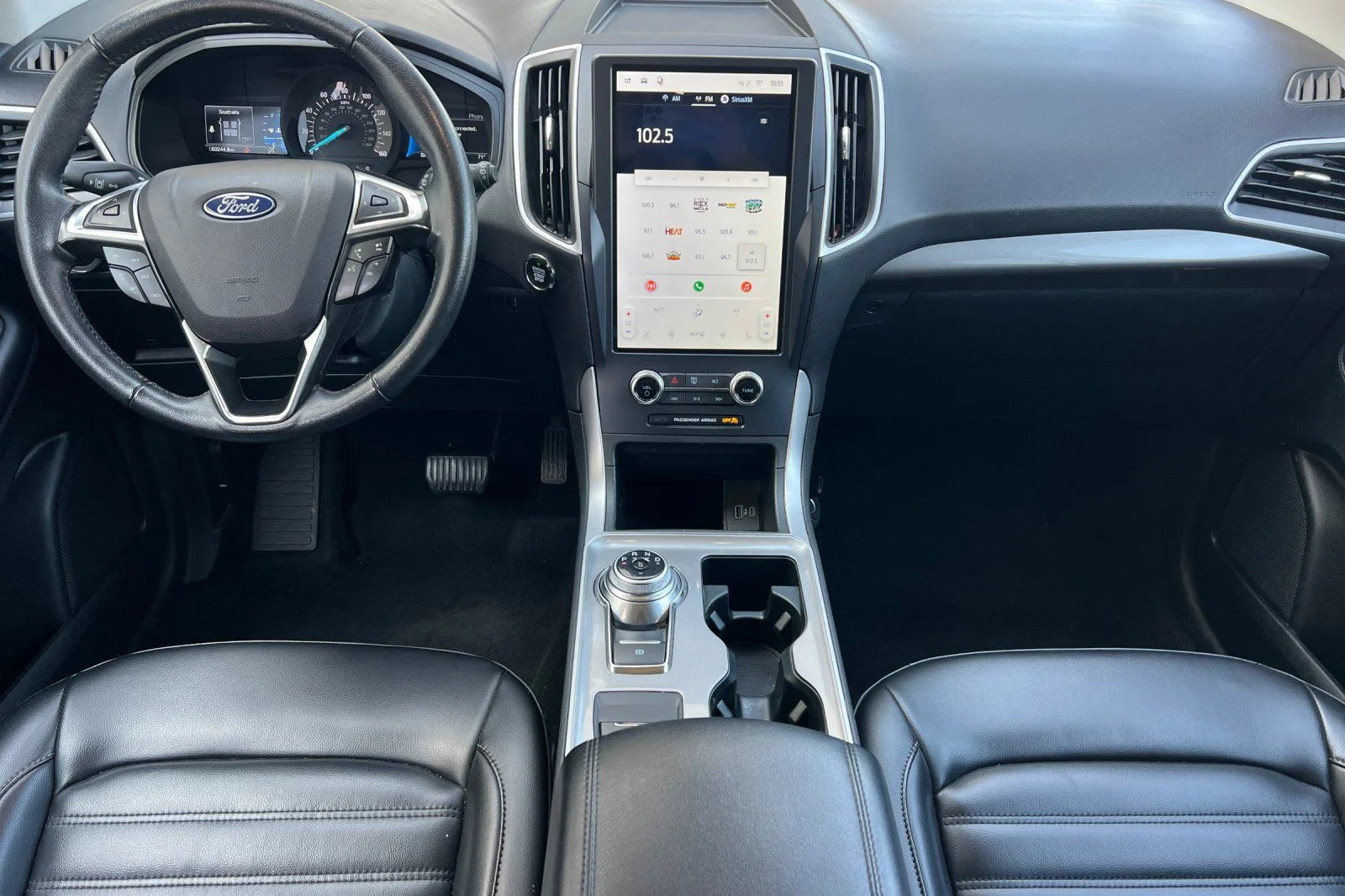Used 2024 Gray Ford SEL image 13