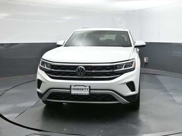 Used 2021 White Volkswagen 2.0T SE w/Technology image 17