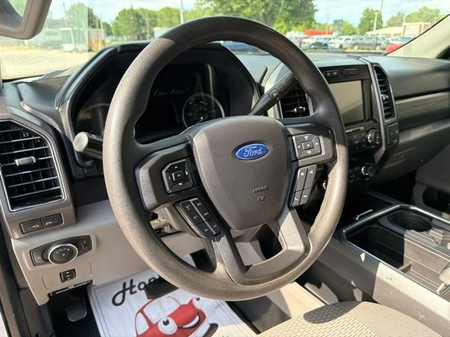Used 2020 White Ford XLT image 9