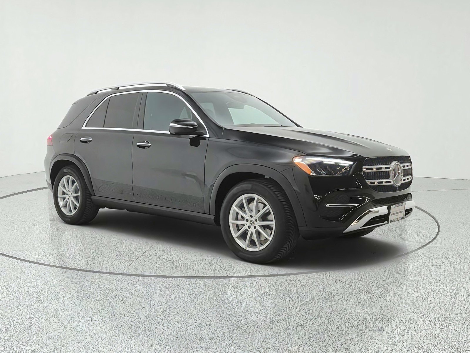 Certified Used 2026 Black Mercedes-Benz GLE 350 SUV image 3