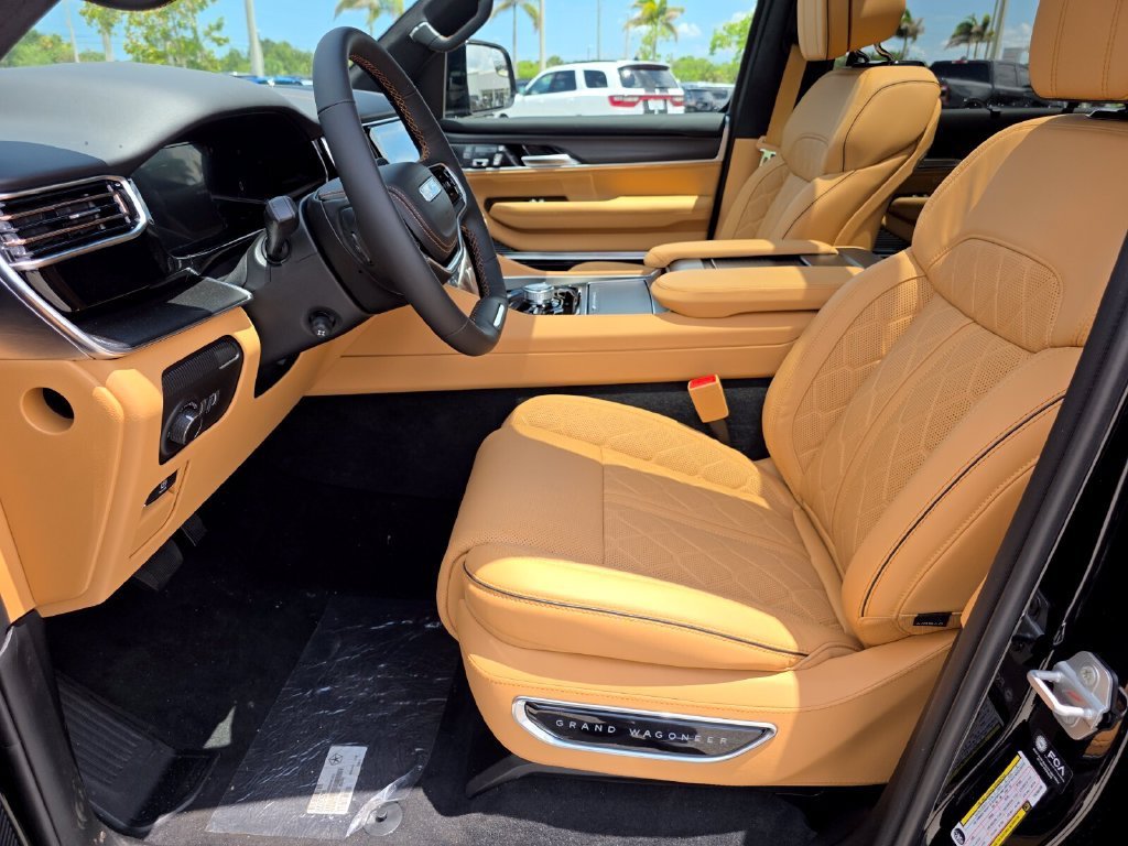 New 2026 High Gloss Black Exterior Paint Jeep Summit Reserve image 29