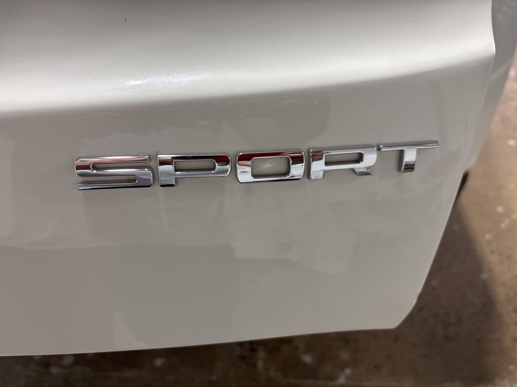 Used 2019 White Jeep Sport image 28