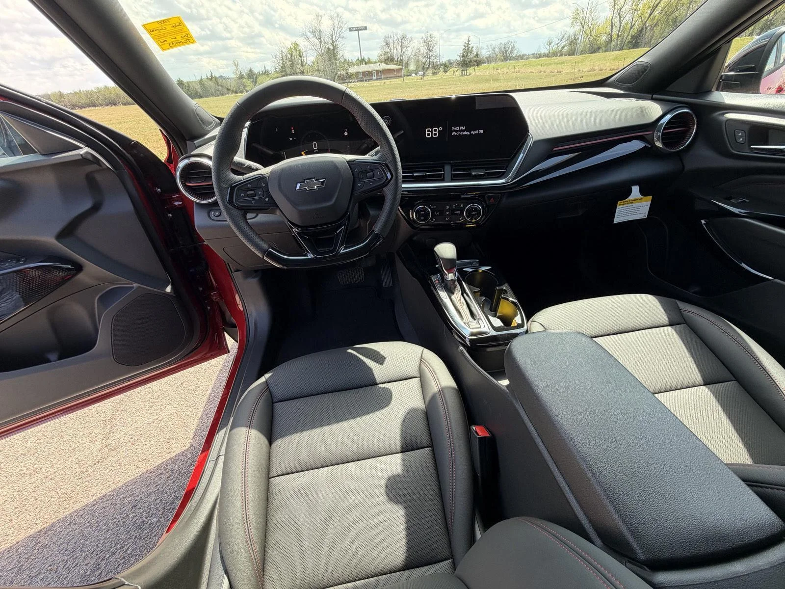 2026 Chevrolet Trax RS - Photo 10
