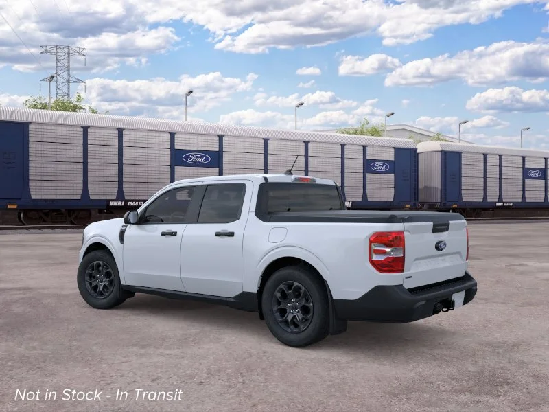 New 2026 Space White Metallic Ford XLT image 4