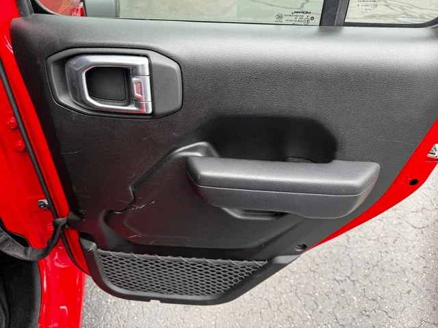 Used 2024 Red Jeep Sport S image 15
