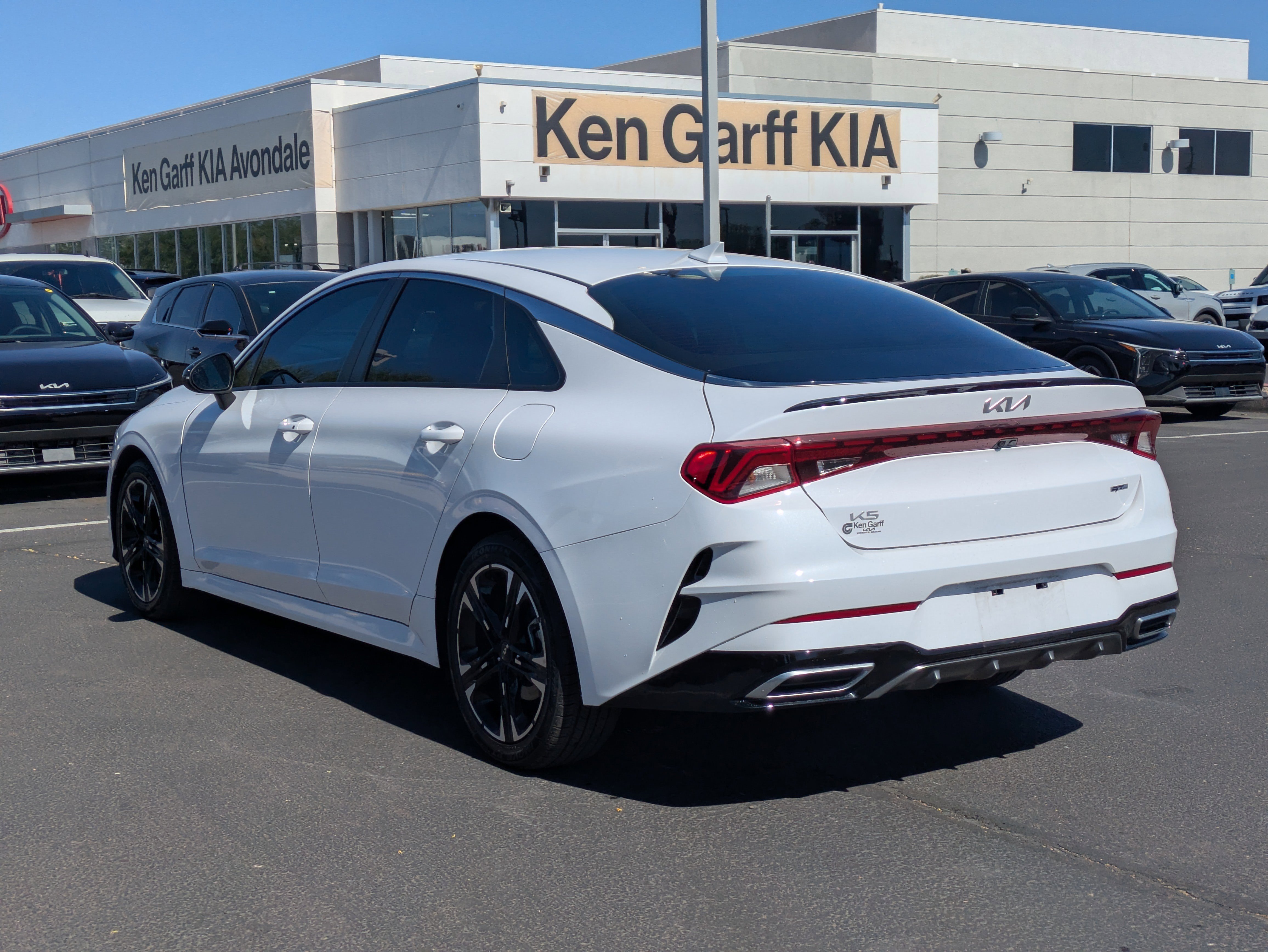Used 2024 Glacial White Pearl Kia GT-Line image 3