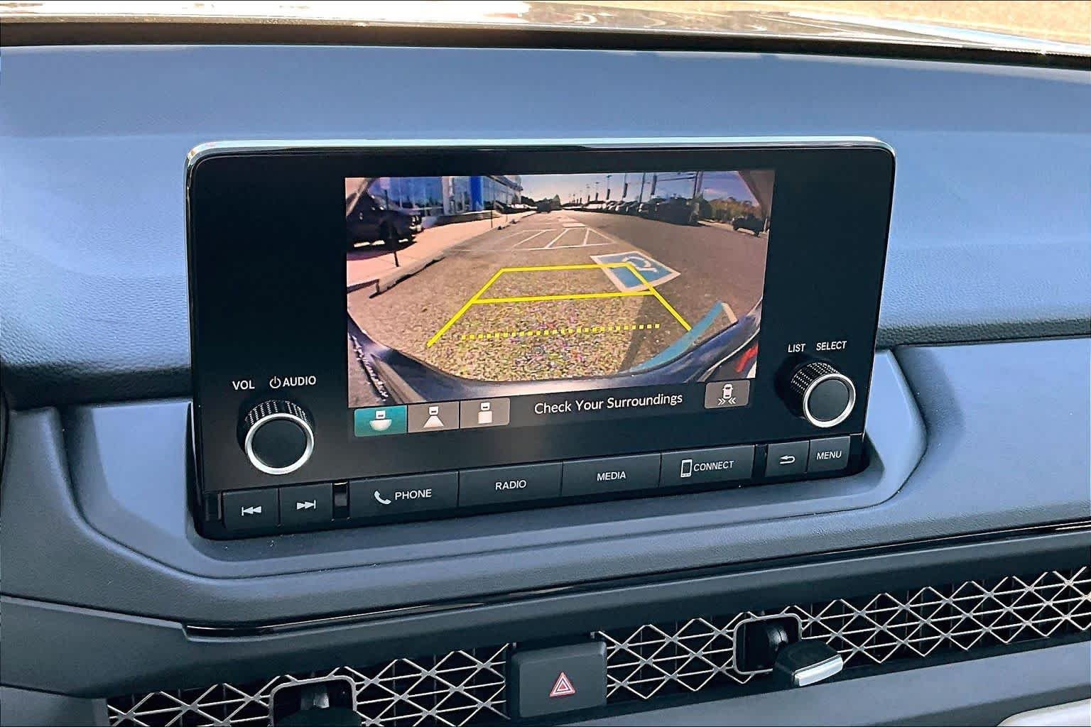 2025 Honda Accord SE - Photo 25