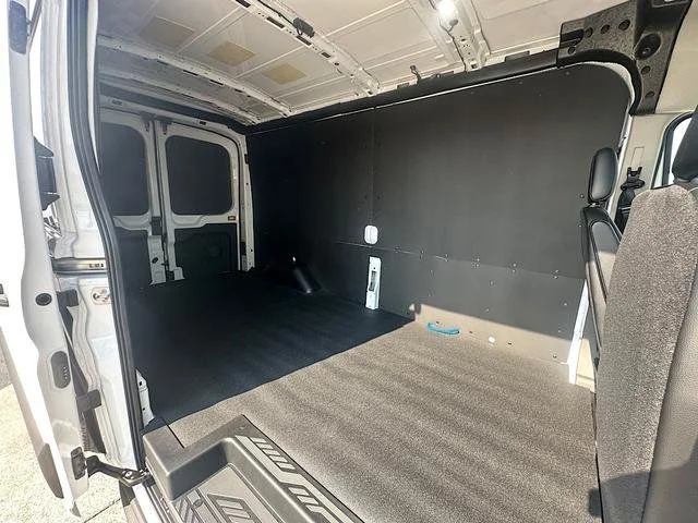 New 2026 Oxford White Ford Cargo Van image 10