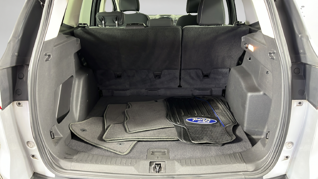 Used 2014 Ingot Silver Ford SE image 37