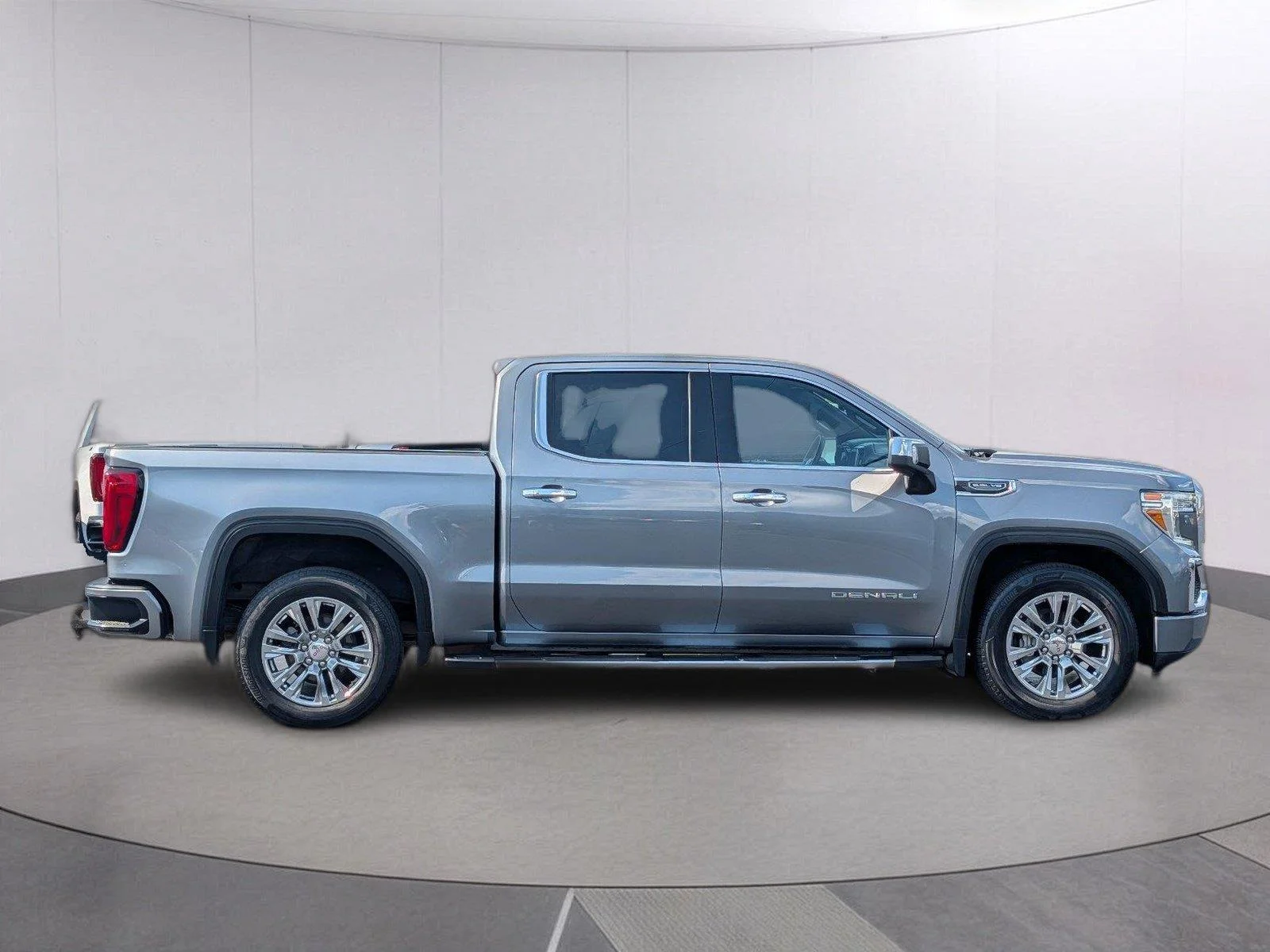 Used 2021 SATIN STEEL METALLIC GMC Denali image 6