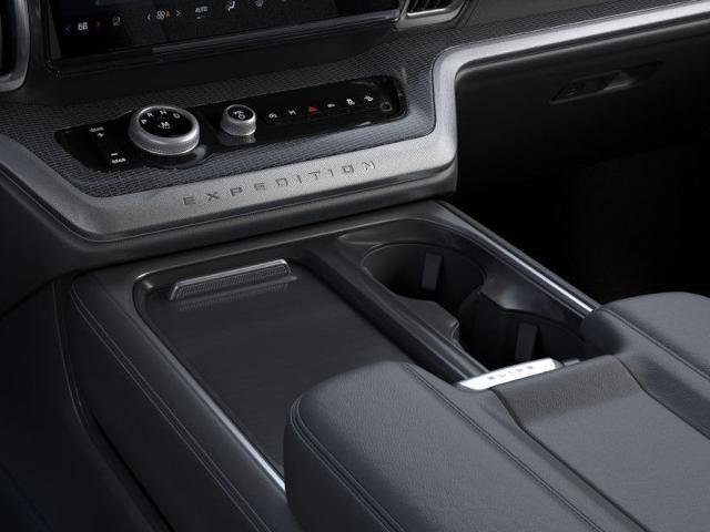 New 2026 Star White Metallic Tri-Coat Ford Platinum® image 38