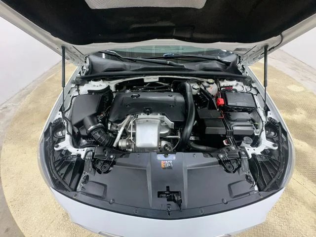 Used 2018 White Buick Preferred image 18