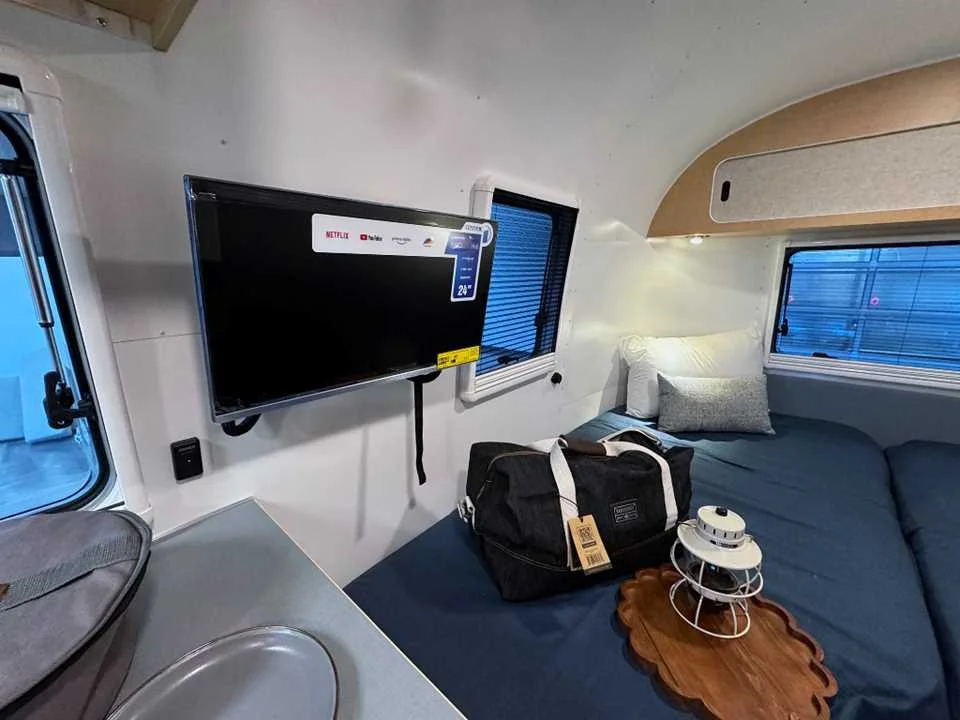 New 2026 SILVER AIRSTREAM  image 33