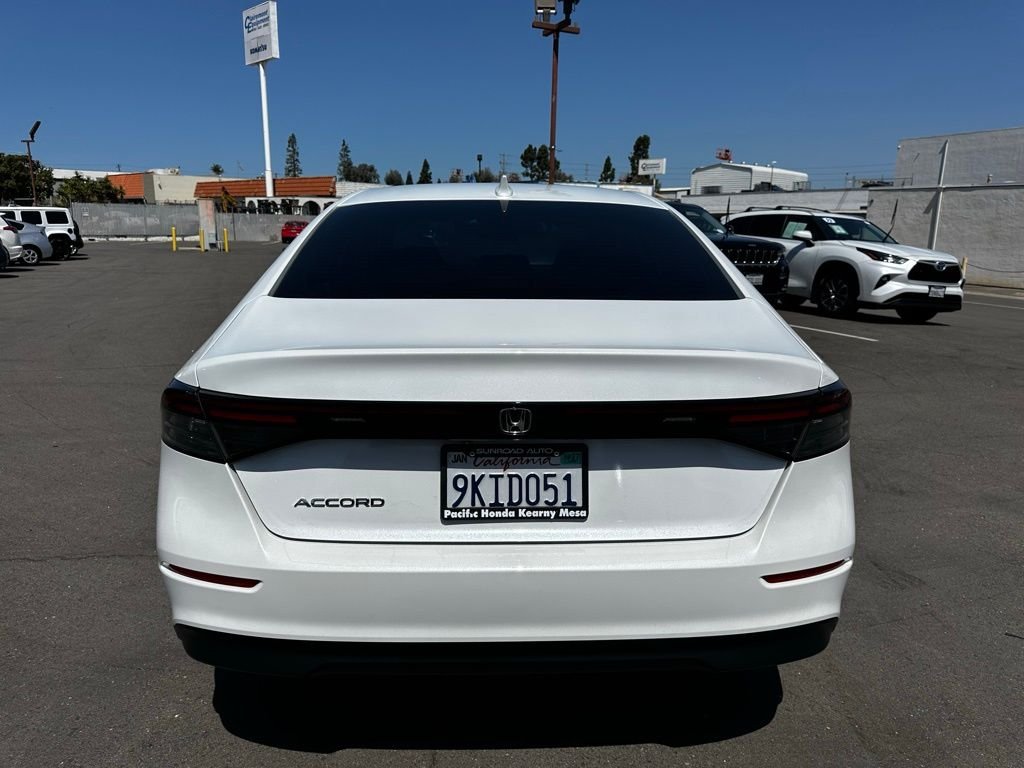Used 2024  Honda EX image 2