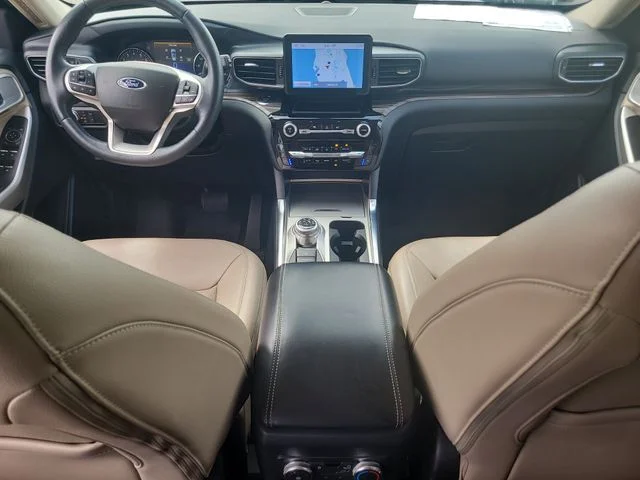 Used 2022 Silver Ford Limited image 17