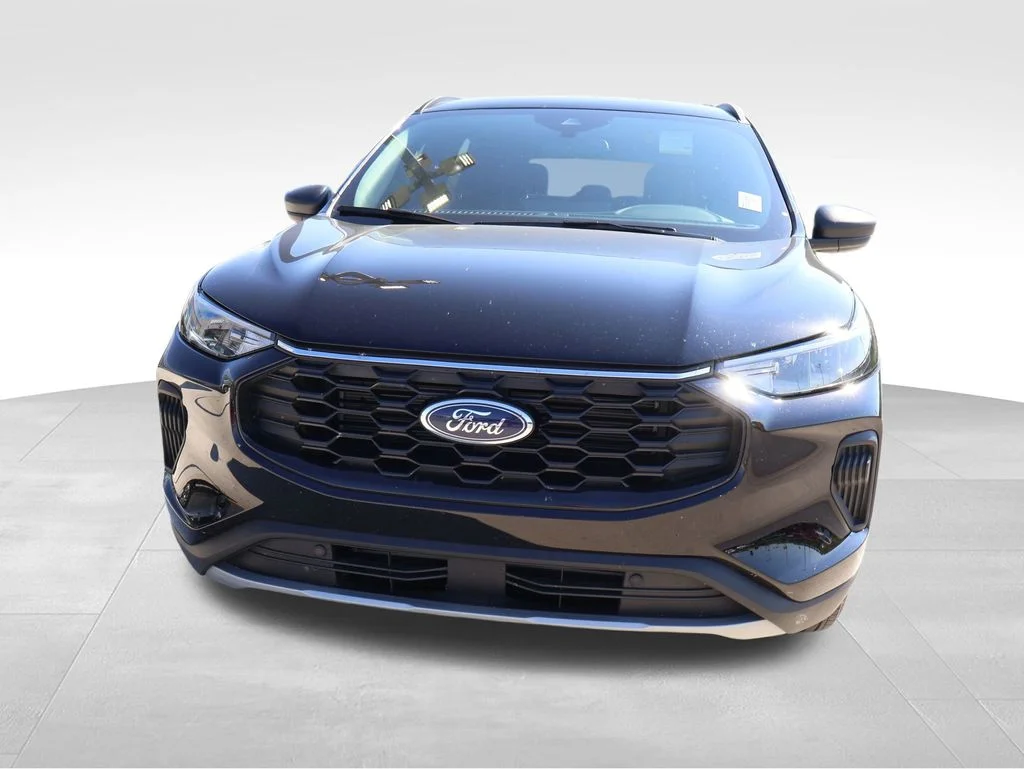 Certified Used 2026 Black Metallic Ford ST-Line image 5
