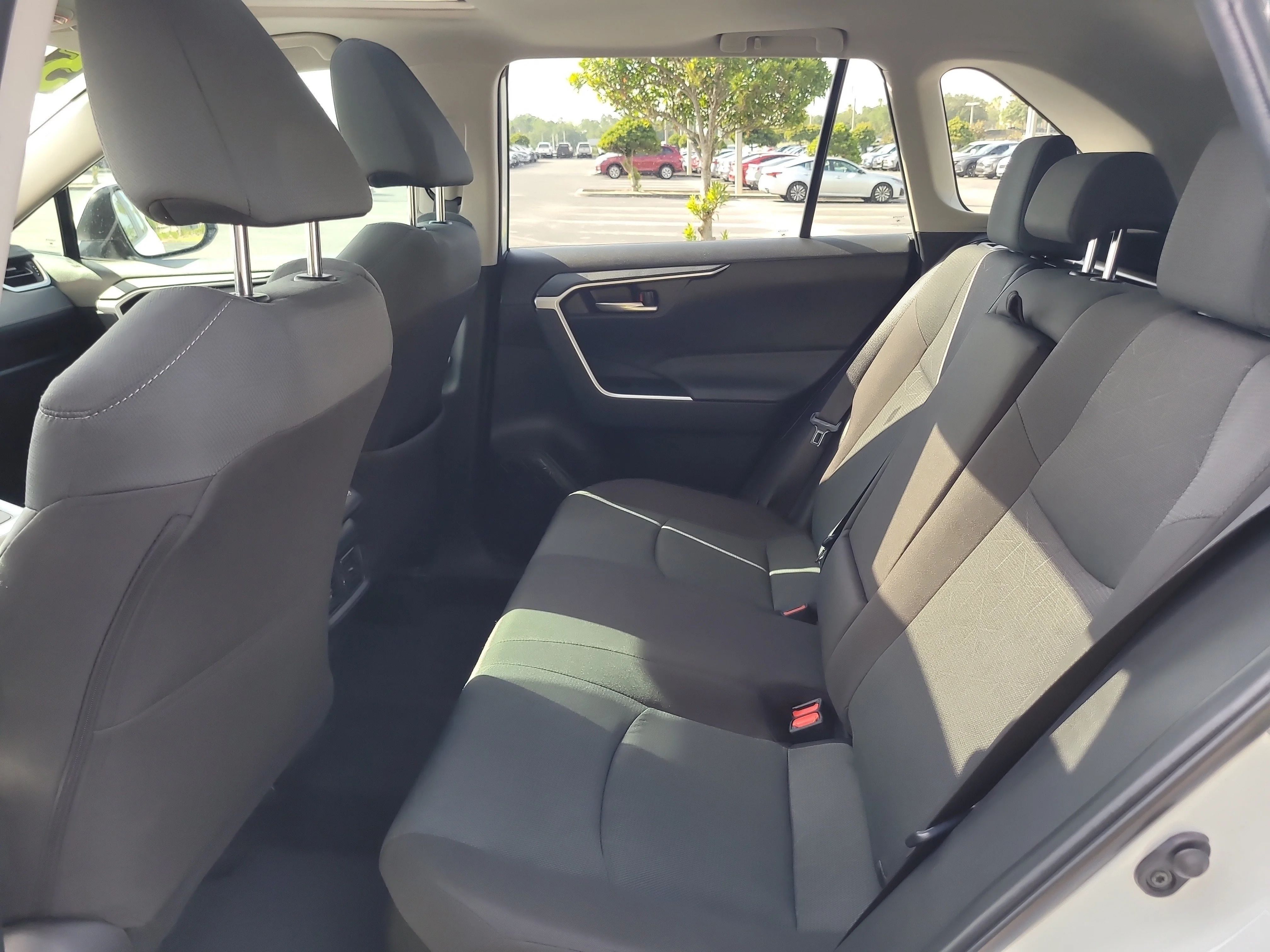 Certified Used 2025 Ice Toyota Hybrid XLE image 14