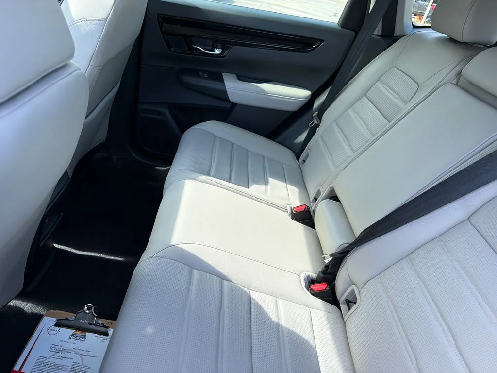 Used 2026 White Honda EX-L image 30