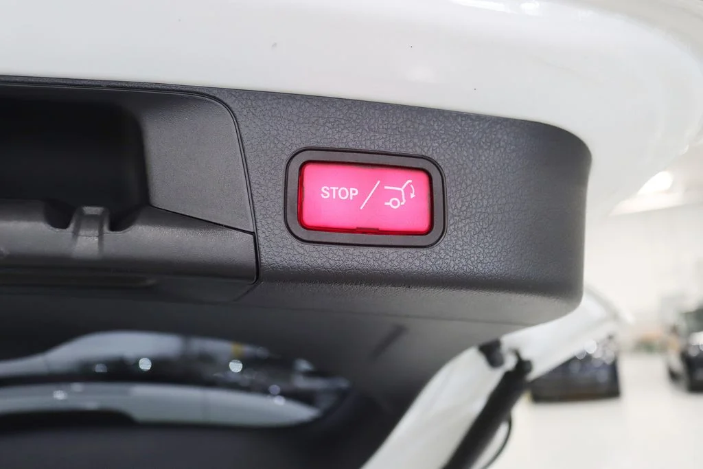 Used 2022  Mercedes-Benz GLB 35 AMG® image 37