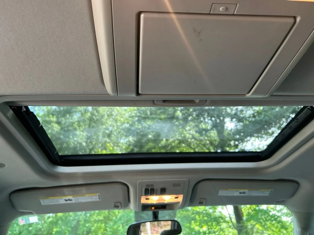 Used 2014 Black GMC Denali image 32