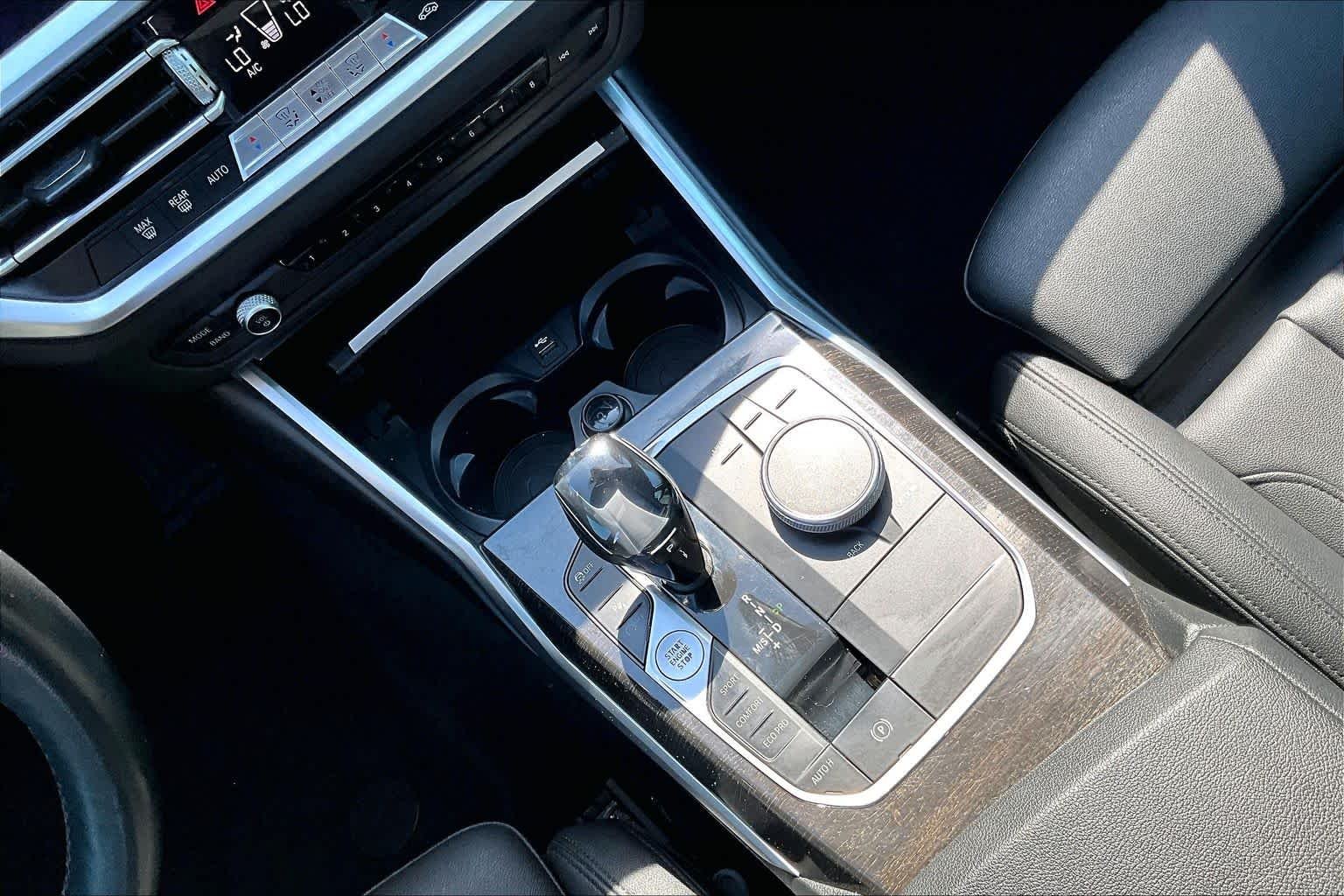 Used 2020 Blue Ridge Mountain Metallic BMW 330i image 17