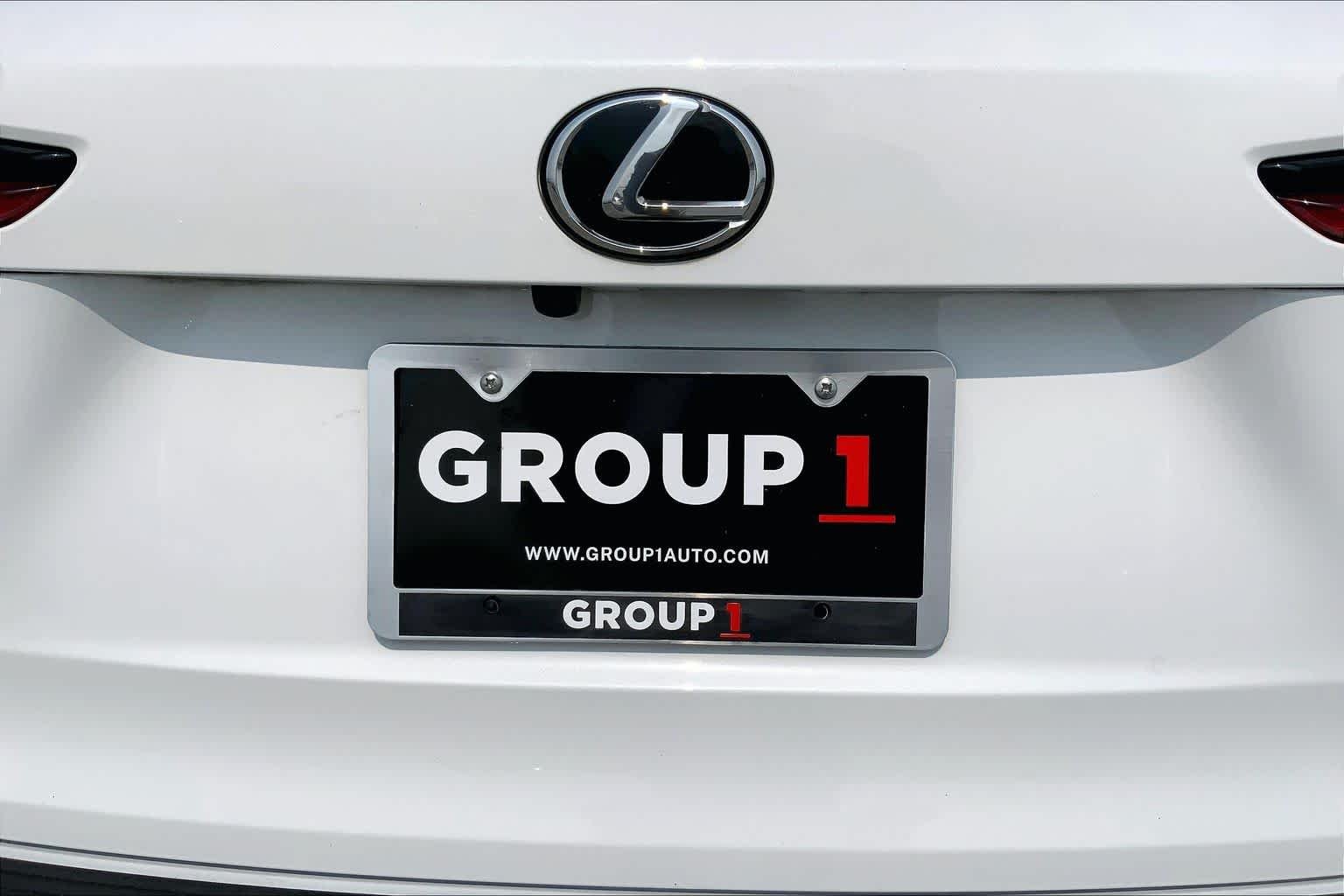Used 2021 Ultra White Lexus F SPORT image 10