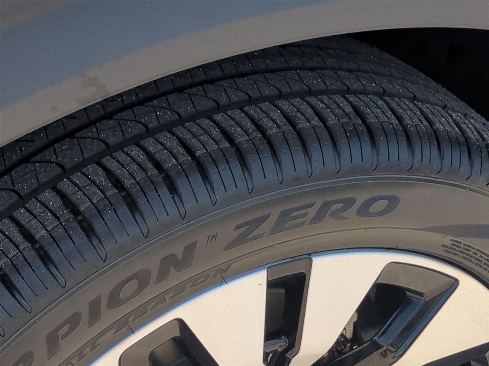 New 2026 Carbonized Gray Metallic Ford Platinum™ image 13